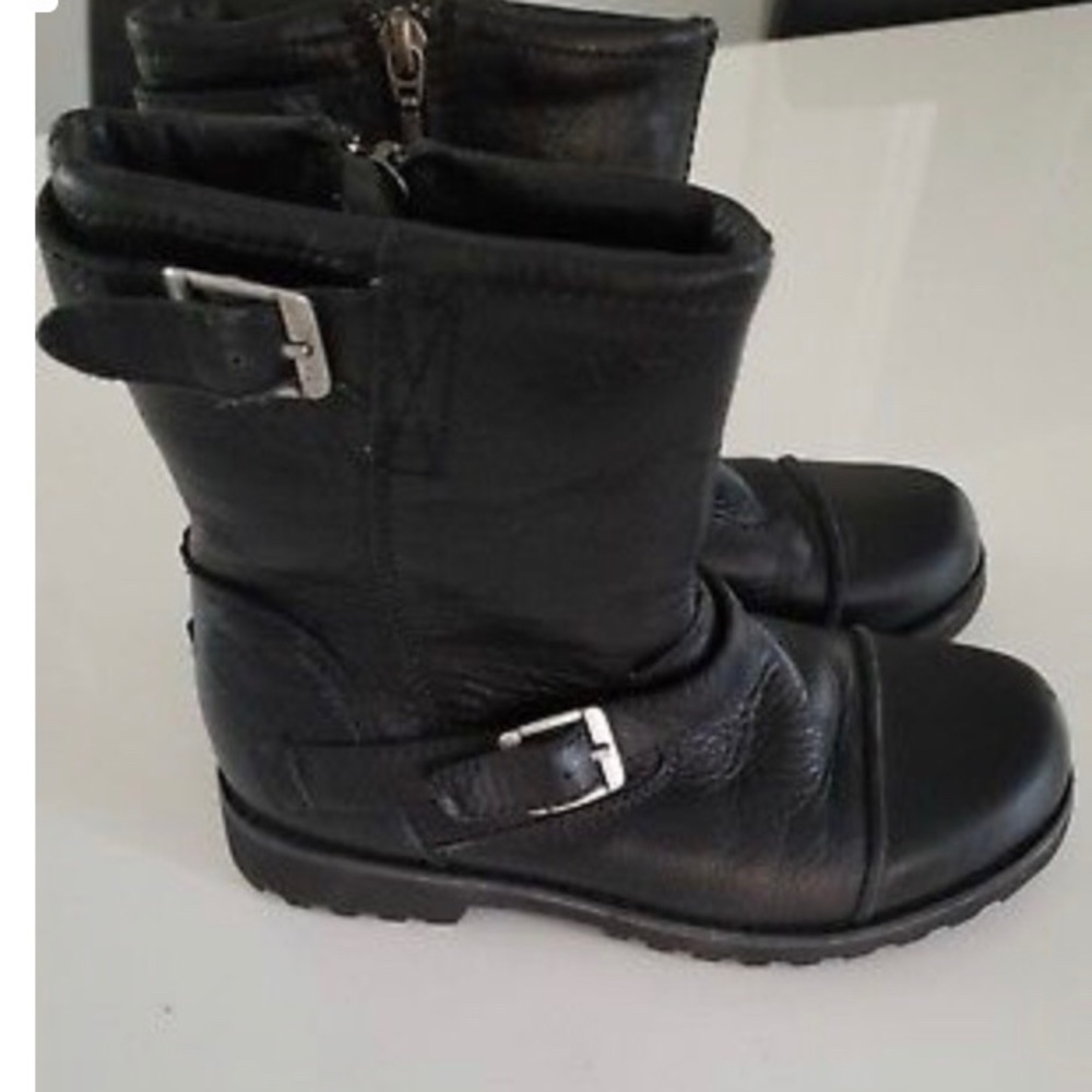 Ugg boot